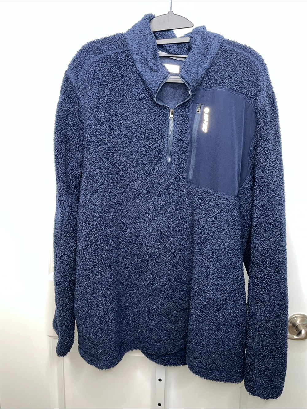 Hi-Tec Men's Navy Sherpa Quarter-Zip Pullover with Chest Pocket XL Unisex